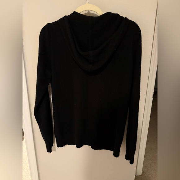 Quince Black Cashmere Sweater - Picture 3 of 5